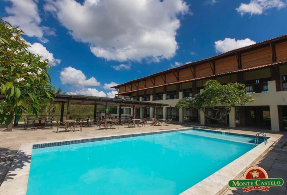 Appartamento Flat Fazenda Monte Castelo Bezerros Esterno foto